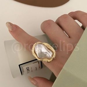 Chunky Yellow Gold Tone Ring Faux Pearl Irregular Shape
